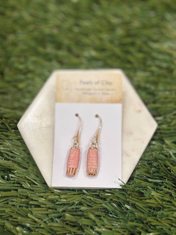 611fc05e3c4ce80992caae23_log-pink_1753935213533.jpg